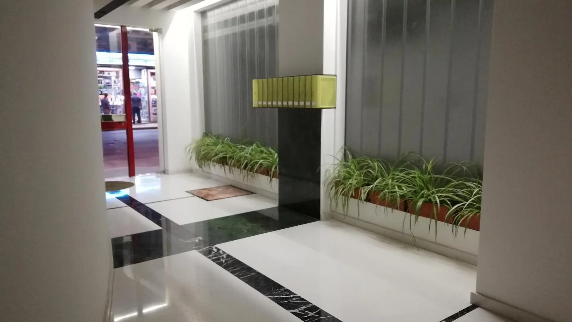 Апартаменты Central Modern Trilo Бари Италия