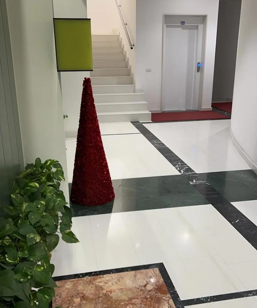 Central Modern Trilo Bari Apartment