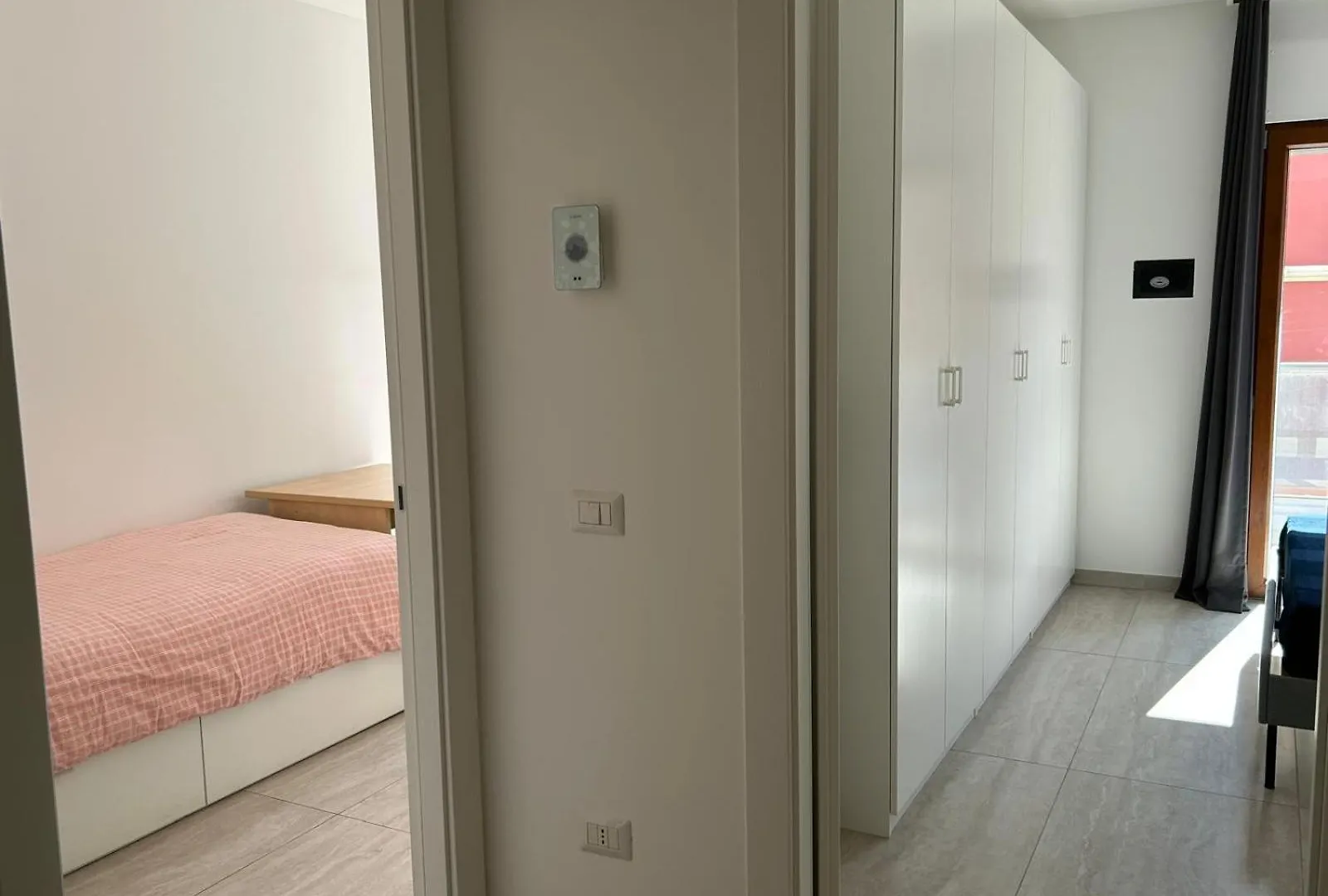 Central Modern Trilo Bari 0*,