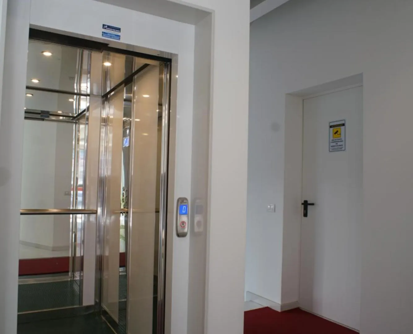 Apartment Central Modern Trilo Bari